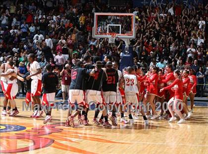 Thumbnail 1 in New London vs. Stratford (CIAC Class L Final) photogallery.
