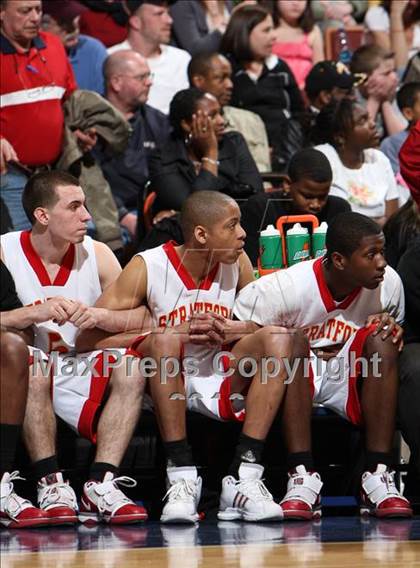 Thumbnail 2 in New London vs. Stratford (CIAC Class L Final) photogallery.