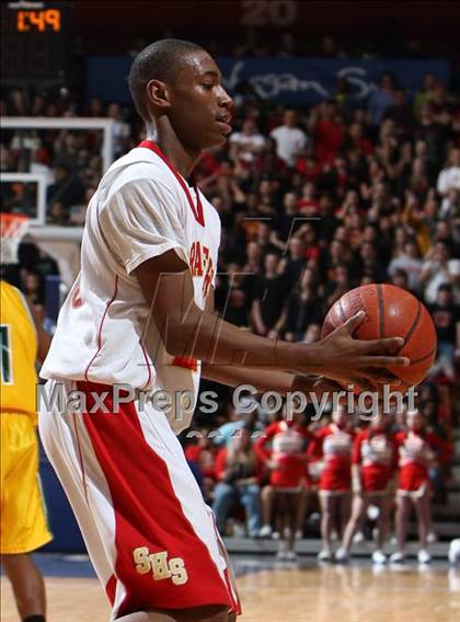 Thumbnail 3 in New London vs. Stratford (CIAC Class L Final) photogallery.