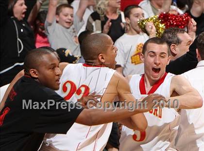 Thumbnail 1 in New London vs. Stratford (CIAC Class L Final) photogallery.