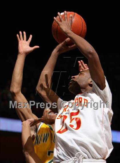 Thumbnail 2 in New London vs. Stratford (CIAC Class L Final) photogallery.