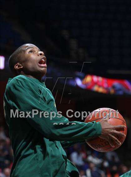 Thumbnail 2 in New London vs. Stratford (CIAC Class L Final) photogallery.