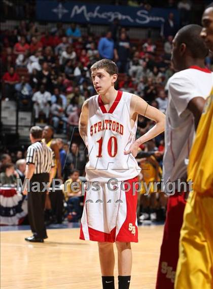 Thumbnail 3 in New London vs. Stratford (CIAC Class L Final) photogallery.