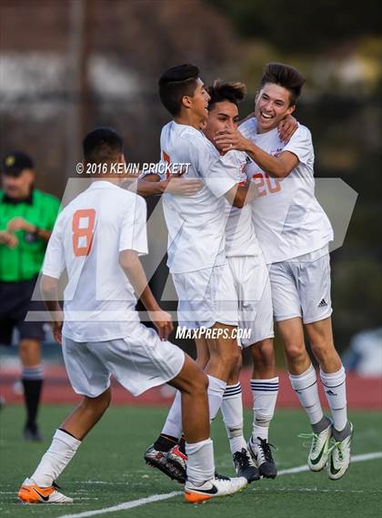 Thumbnail 3 in Denver West vs. Ponderosa (CHSAA 4A 2nd Round) photogallery.