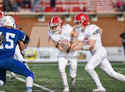 Thumbnail 2 in Beaver vs. Milford (UHSAA 2A Final) photogallery.