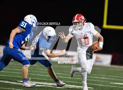 Thumbnail 1 in Beaver vs. Milford (UHSAA 2A Final) photogallery.
