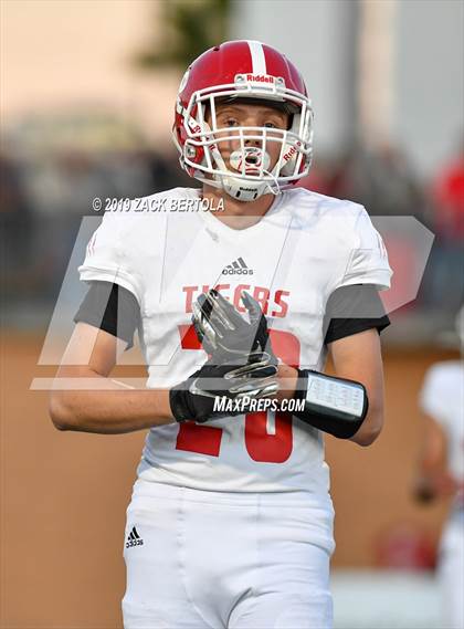 Thumbnail 2 in Beaver vs. Milford (UHSAA 2A Final) photogallery.