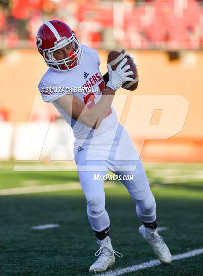 Thumbnail 2 in Beaver vs. Milford (UHSAA 2A Final) photogallery.