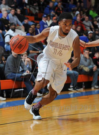 Thumbnail 2 in Ballard vs Moss Point (Marshall County Hoopfest) photogallery.