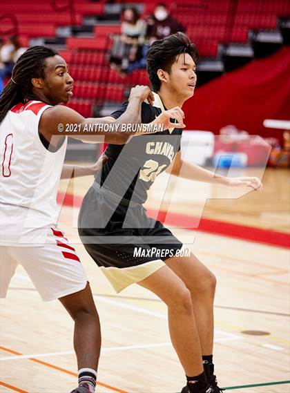 Thumbnail 2 in Chavez vs. McClatchy (Cordova Christmas Classic) photogallery.