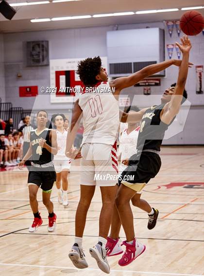 Thumbnail 3 in Chavez vs. McClatchy (Cordova Christmas Classic) photogallery.