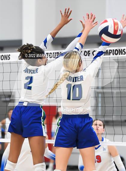 Thumbnail 2 in Xavier College Prep vs. Los Alamitos (Nike TOC Southwest) photogallery.