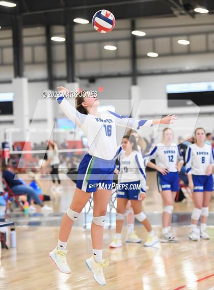 Thumbnail 3 in Xavier College Prep vs. Los Alamitos (Nike TOC Southwest) photogallery.