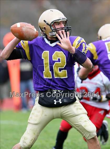Thumbnail 2 in Amityville Memorial @ Sayville photogallery.