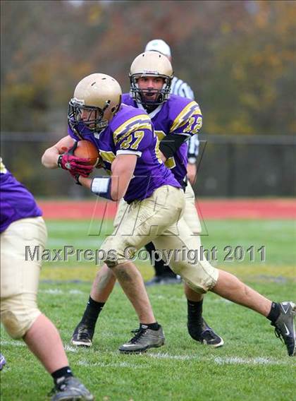 Thumbnail 1 in Amityville Memorial @ Sayville photogallery.