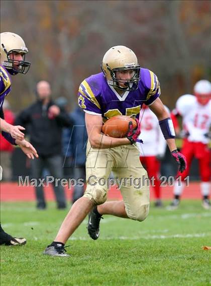 Thumbnail 3 in Amityville Memorial @ Sayville photogallery.