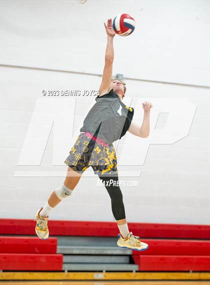 Thumbnail 3 in McQuaid Jesuit @ Penfield photogallery.
