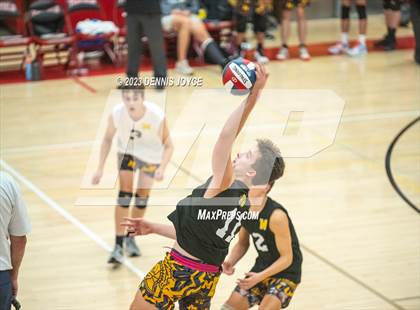 Thumbnail 3 in McQuaid Jesuit @ Penfield photogallery.