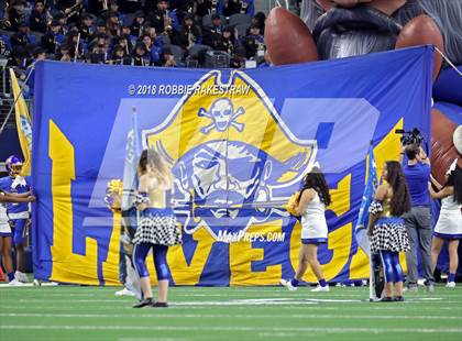 Thumbnail 3 in La Vega vs. Liberty Hill (UIL 4A Division 1 Championship) photogallery.