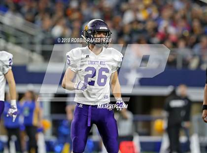 Thumbnail 1 in La Vega vs. Liberty Hill (UIL 4A Division 1 Championship) photogallery.