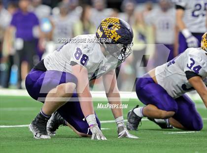 Thumbnail 3 in La Vega vs. Liberty Hill (UIL 4A Division 1 Championship) photogallery.