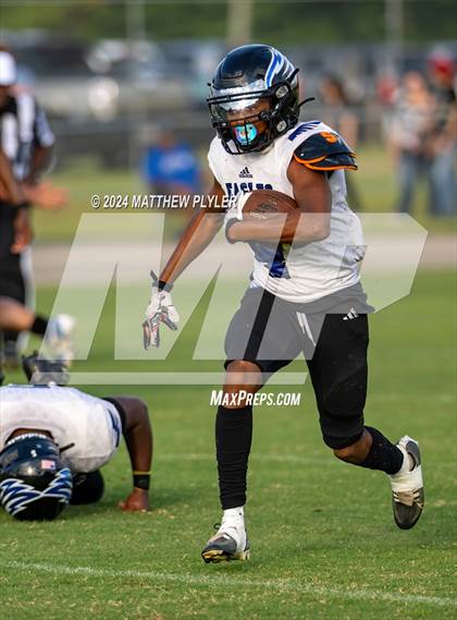 Thumbnail 3 in East Bladen @ West Bladen photogallery.