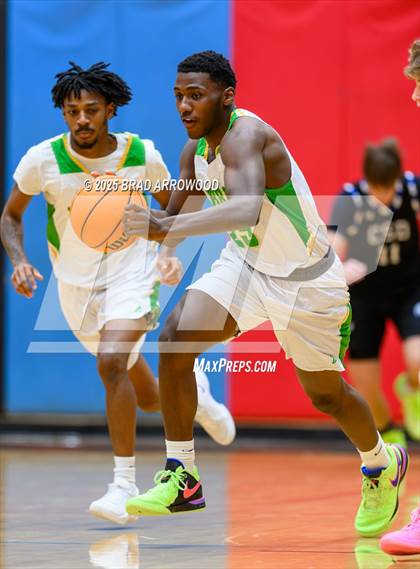 Thumbnail 2 in Community School of Davidson vs West Iredell (North Iredell Holiday Classic) photogallery.