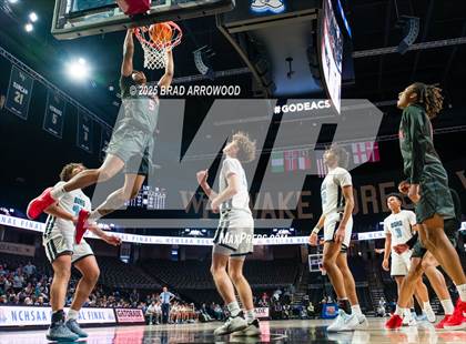 Thumbnail 2 in Southern School of Energy and Sustainability vs Swansboro (NCHSAA 3A Regional Final) photogallery.