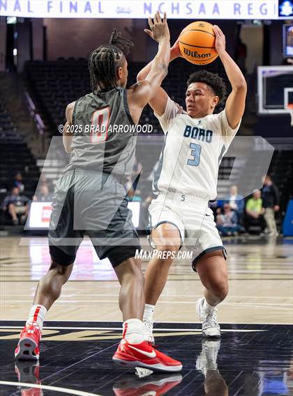 Thumbnail 2 in Southern School of Energy and Sustainability vs Swansboro (NCHSAA 3A Regional Final) photogallery.