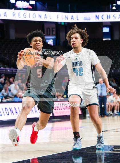 Thumbnail 3 in Southern School of Energy and Sustainability vs Swansboro (NCHSAA 3A Regional Final) photogallery.
