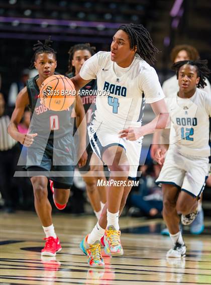 Thumbnail 2 in Southern School of Energy and Sustainability vs Swansboro (NCHSAA 3A Regional Final) photogallery.
