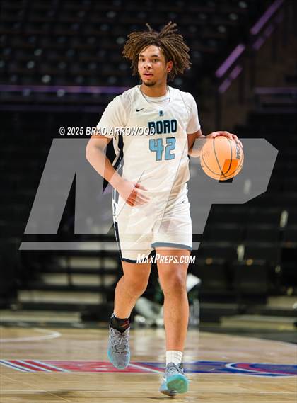 Thumbnail 1 in Southern School of Energy and Sustainability vs Swansboro (NCHSAA 3A Regional Final) photogallery.