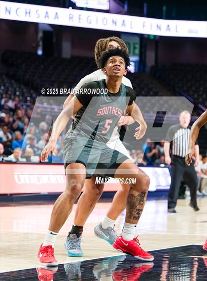 Thumbnail 2 in Southern School of Energy and Sustainability vs Swansboro (NCHSAA 3A Regional Final) photogallery.