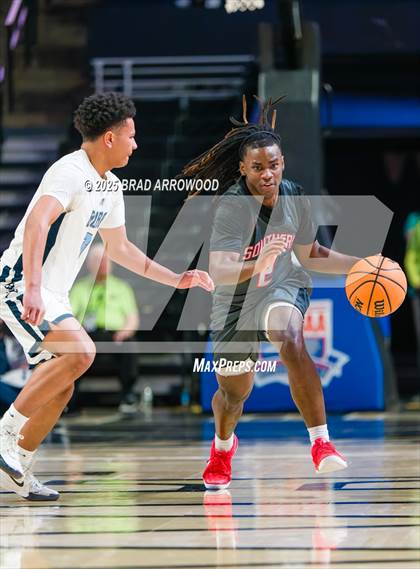 Thumbnail 1 in Southern School of Energy and Sustainability vs Swansboro (NCHSAA 3A Regional Final) photogallery.