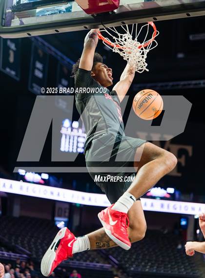 Thumbnail 1 in Southern School of Energy and Sustainability vs Swansboro (NCHSAA 3A Regional Final) photogallery.