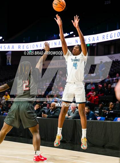 Thumbnail 2 in Southern School of Energy and Sustainability vs Swansboro (NCHSAA 3A Regional Final) photogallery.