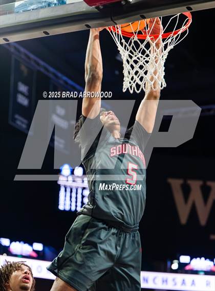 Thumbnail 3 in Southern School of Energy and Sustainability vs Swansboro (NCHSAA 3A Regional Final) photogallery.