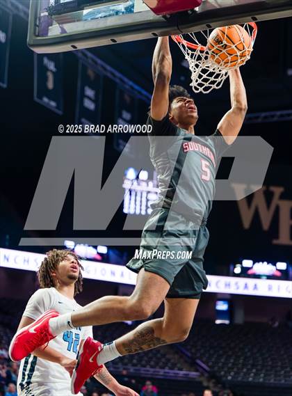 Thumbnail 1 in Southern School of Energy and Sustainability vs Swansboro (NCHSAA 3A Regional Final) photogallery.