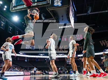 Thumbnail 1 in Southern School of Energy and Sustainability vs Swansboro (NCHSAA 3A Regional Final) photogallery.