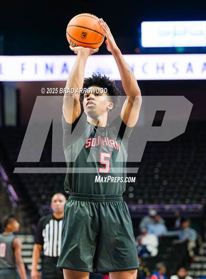 Thumbnail 1 in Southern School of Energy and Sustainability vs Swansboro (NCHSAA 3A Regional Final) photogallery.