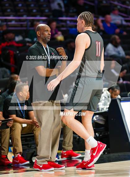 Thumbnail 3 in Southern School of Energy and Sustainability vs Swansboro (NCHSAA 3A Regional Final) photogallery.