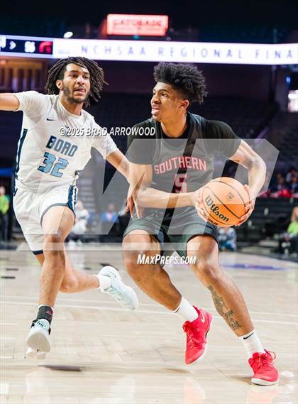 Thumbnail 2 in Southern School of Energy and Sustainability vs Swansboro (NCHSAA 3A Regional Final) photogallery.