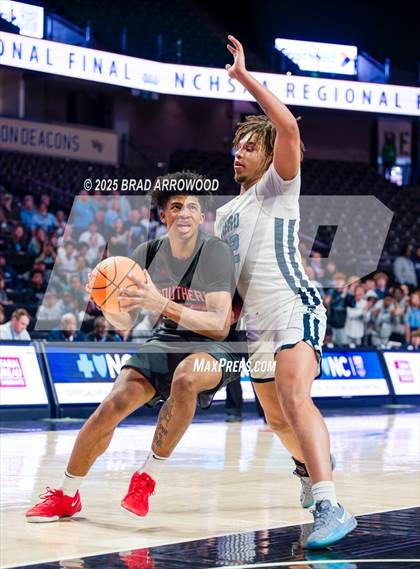 Thumbnail 2 in Southern School of Energy and Sustainability vs Swansboro (NCHSAA 3A Regional Final) photogallery.