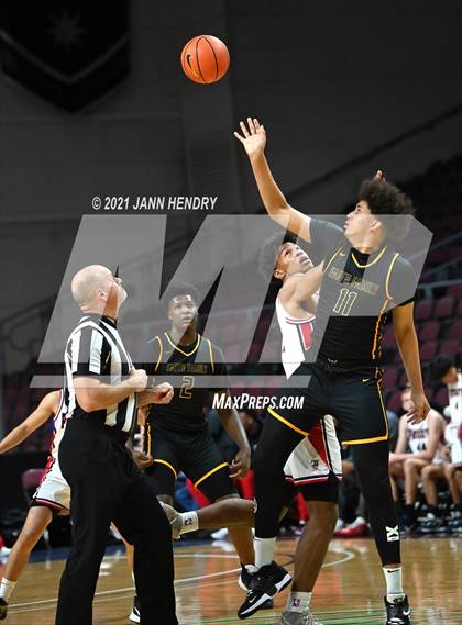 Thumbnail 1 in Oak Cliff Faith Family Academy vs. Liberty (Tarkanian Classic) photogallery.