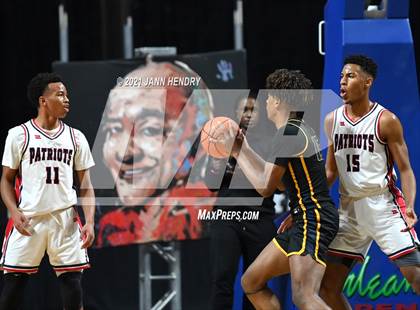 Thumbnail 3 in Oak Cliff Faith Family Academy vs. Liberty (Tarkanian Classic) photogallery.