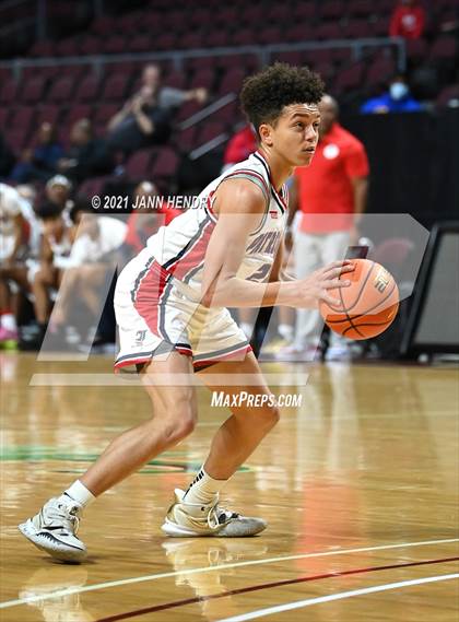 Thumbnail 2 in Oak Cliff Faith Family Academy vs. Liberty (Tarkanian Classic) photogallery.
