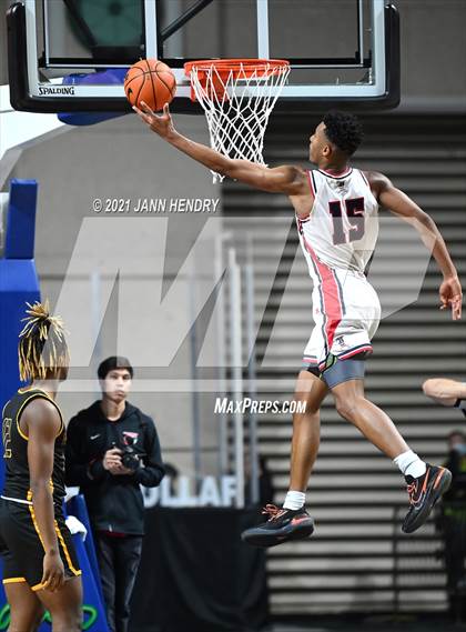 Thumbnail 2 in Oak Cliff Faith Family Academy vs. Liberty (Tarkanian Classic) photogallery.