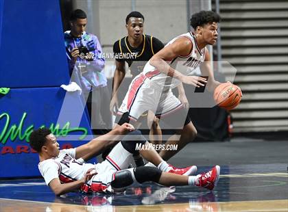 Thumbnail 1 in Oak Cliff Faith Family Academy vs. Liberty (Tarkanian Classic) photogallery.