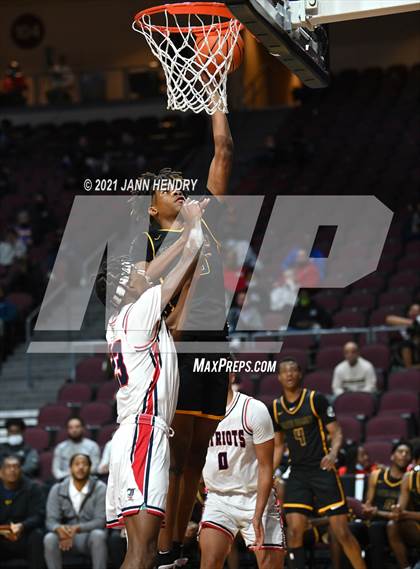 Thumbnail 1 in Oak Cliff Faith Family Academy vs. Liberty (Tarkanian Classic) photogallery.
