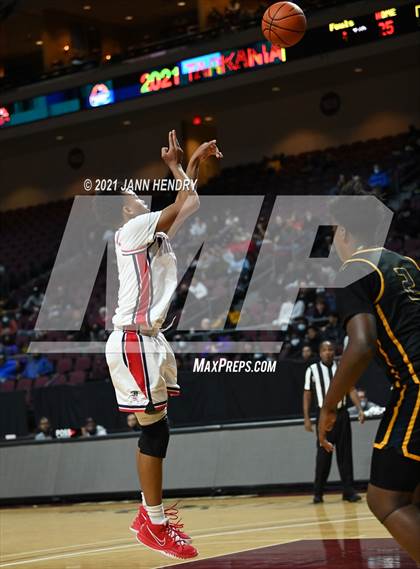Thumbnail 1 in Oak Cliff Faith Family Academy vs. Liberty (Tarkanian Classic) photogallery.